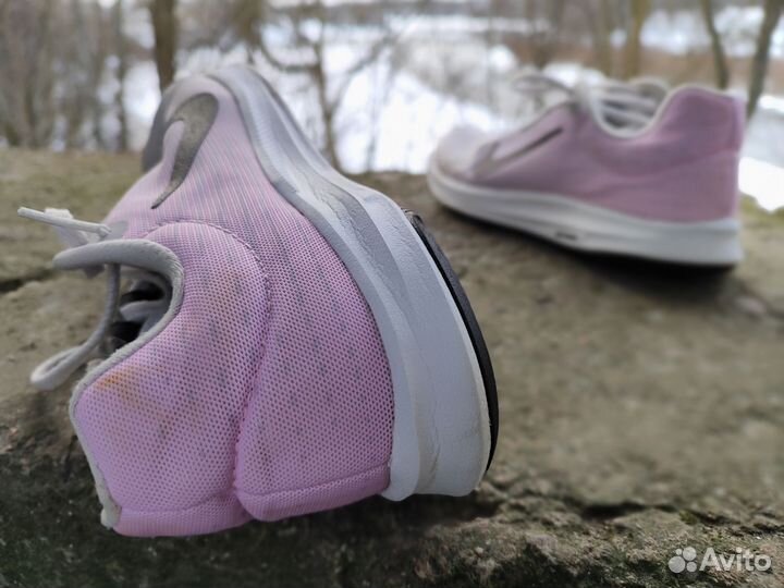 Nike. 40 р. Кроссовки. 26 см. Оригинал