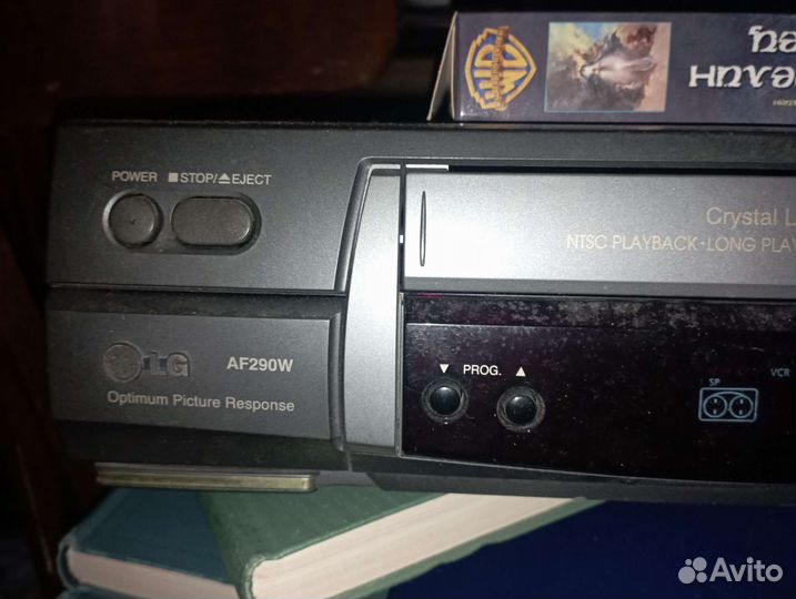 Видеомагнитофон Lg af290w