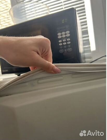 Уплотнитель для холодильника Бирюса 129ss