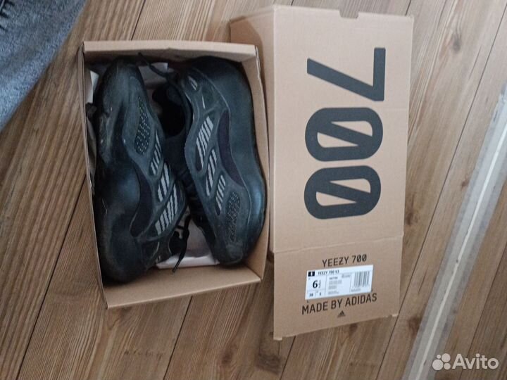 Кроссовки adidas yeezy boost 700 мужские38 размер