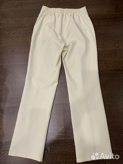 Медицинский костюммр 44-46, брюки, капри р 48