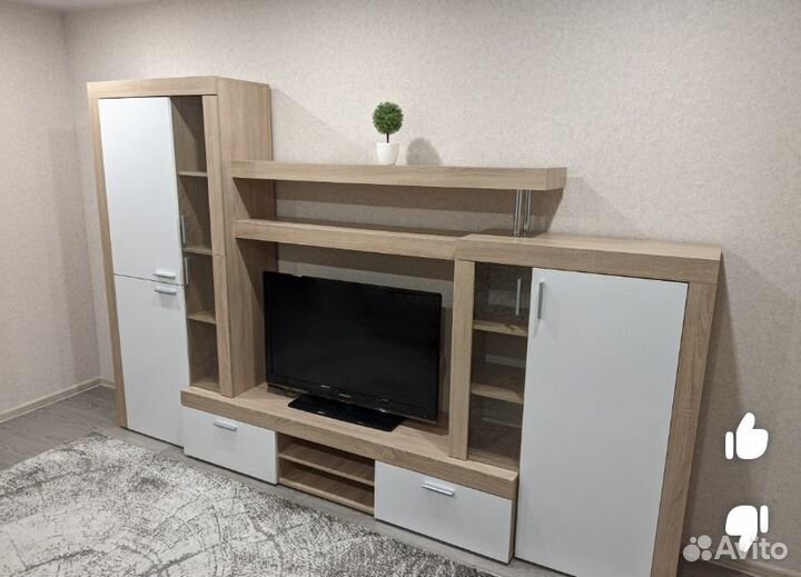 Стенка монтана