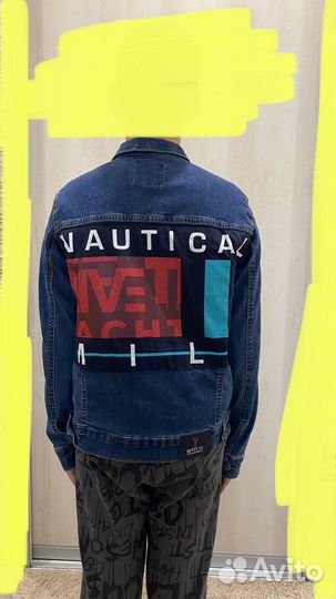 Джинсовая куртка