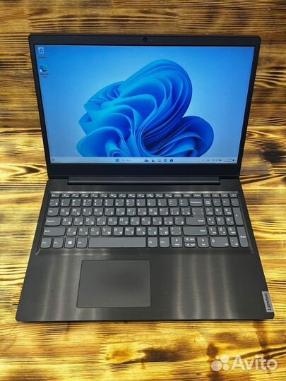 Ноутбук Lenovo 15.6, intel, DDR4