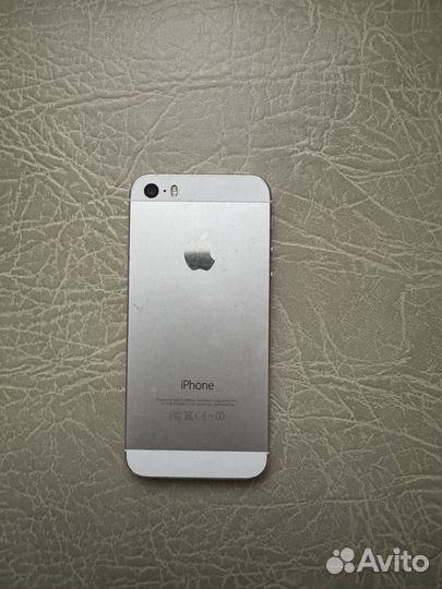 iPhone 5S, 64 ГБ