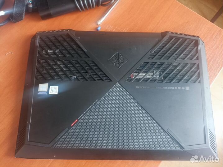 Игровой ноутбук HP Omen 15dc rtx2060