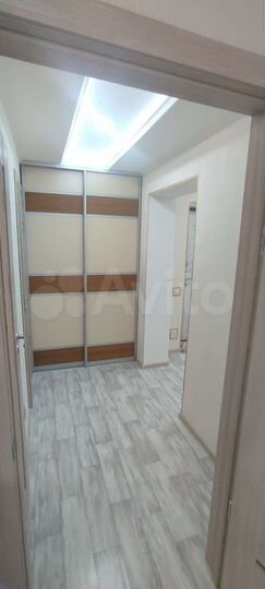 2-к. квартира, 49 м², 4/9 эт.