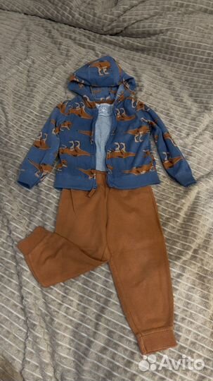 Carters костюм 24 мес