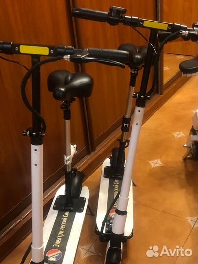 Самокат взрослый электрический складной