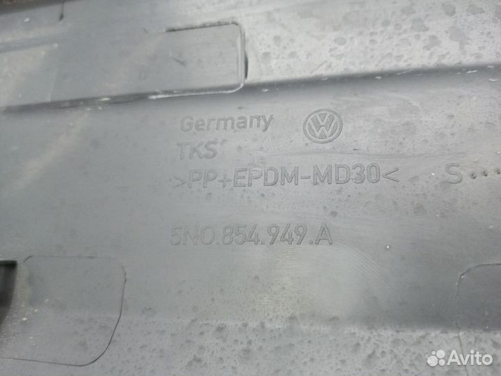 Молдинг двери volkswagen tiguan Задний левый, нижний