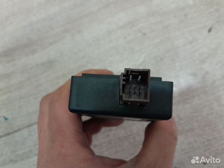 Блок сигнализации (штатной) Citroen C4 I (2004—201