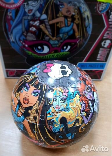 Пластмассовый шар- пазлы Монстр Хайт Monster High