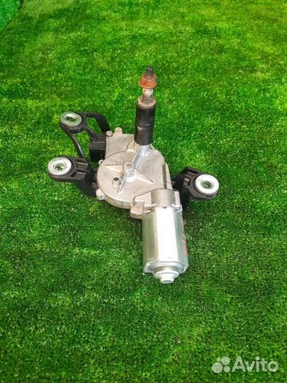 Мотор дворника задний Volkswagen Golf 5 BLG (1.4)