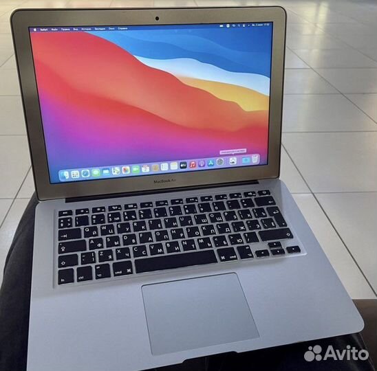 Apple MacBook Air 13 (2017)