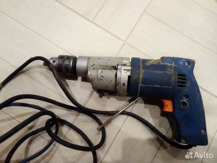 Дрель