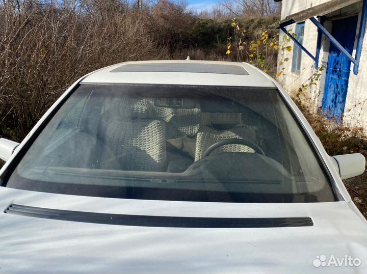 Лобовое стекло Mercedes S-class W140