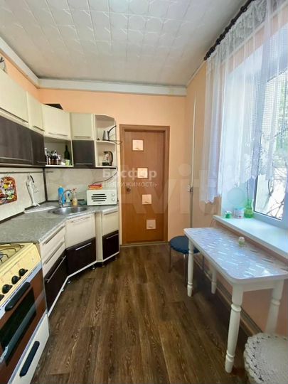 2-к. квартира, 49 м², 1/2 эт.