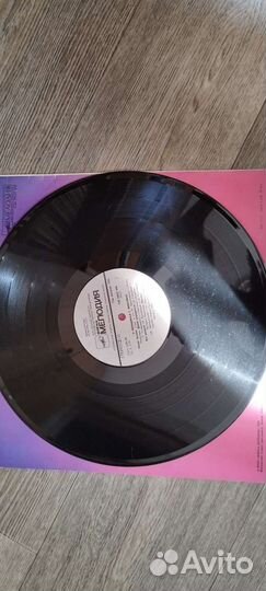 Винил. О женщинах с любовью