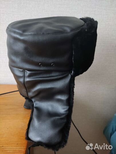 Зимняя шапка-ушанка