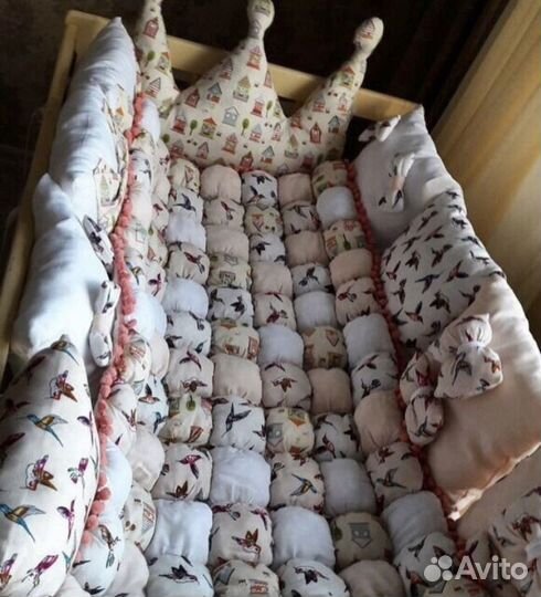 Бортики и одеяло в детскую кроватку