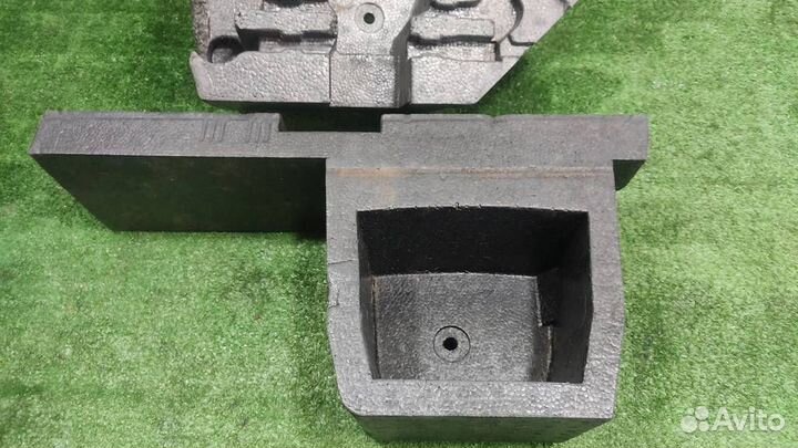 Ящик для инструментов Nissan X-Trail T30 2003