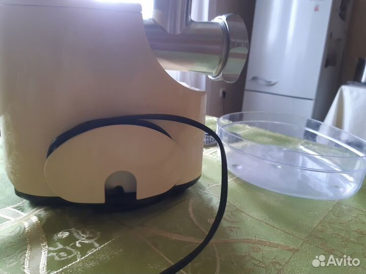 Мясорубка электрическая Kenwood