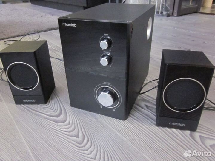Колонки Microlab M223 2.1