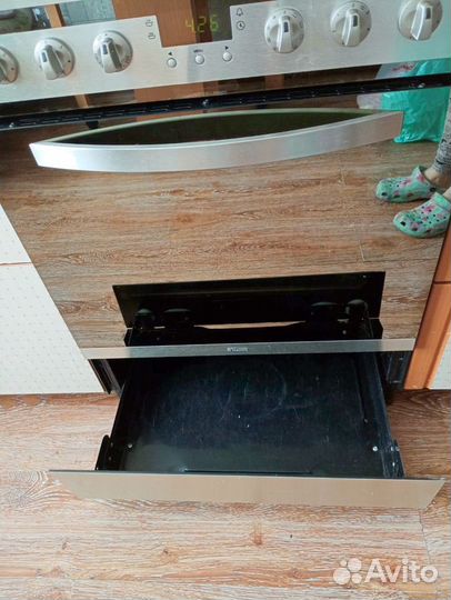 Электропечь с духовкой hansa