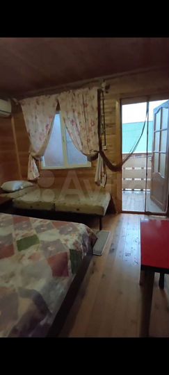 Дом 25 м² на участке 1 сот.