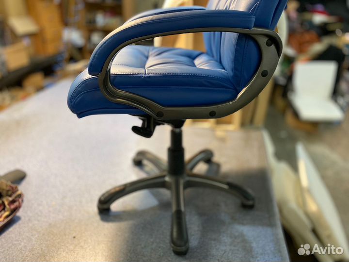 Компьютерное кресло