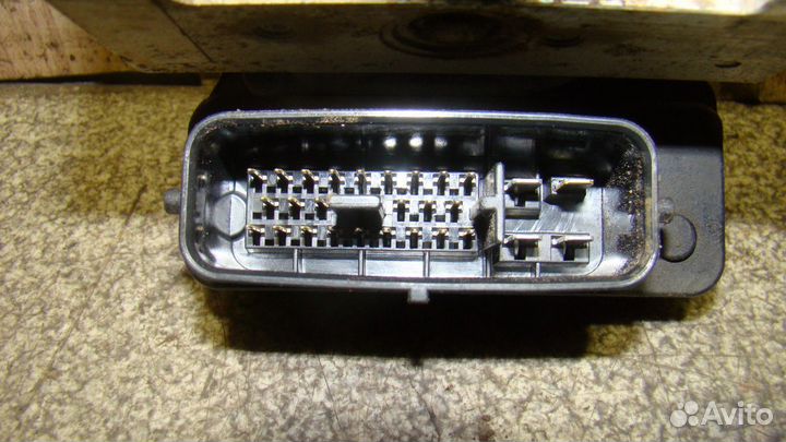 Блок ABS (насос) Mitsubishi Lancer 9