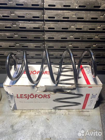 Пружина передней подвески Audi Q3