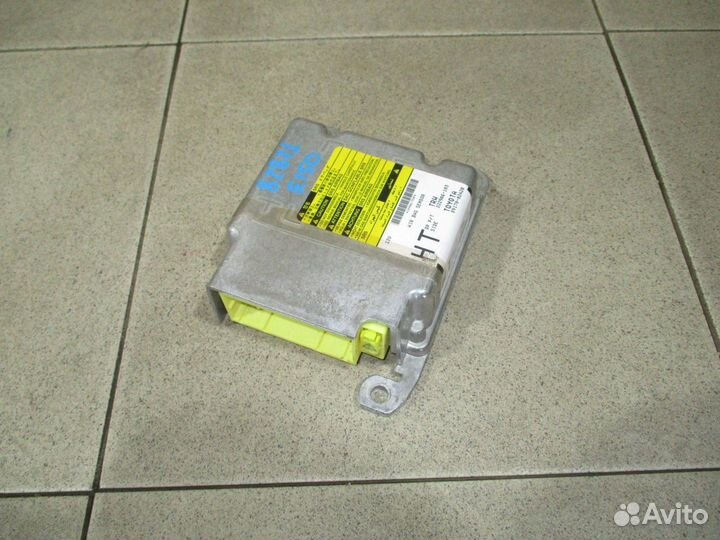 Блок управления AIR BAG Toyota Corolla (E150)