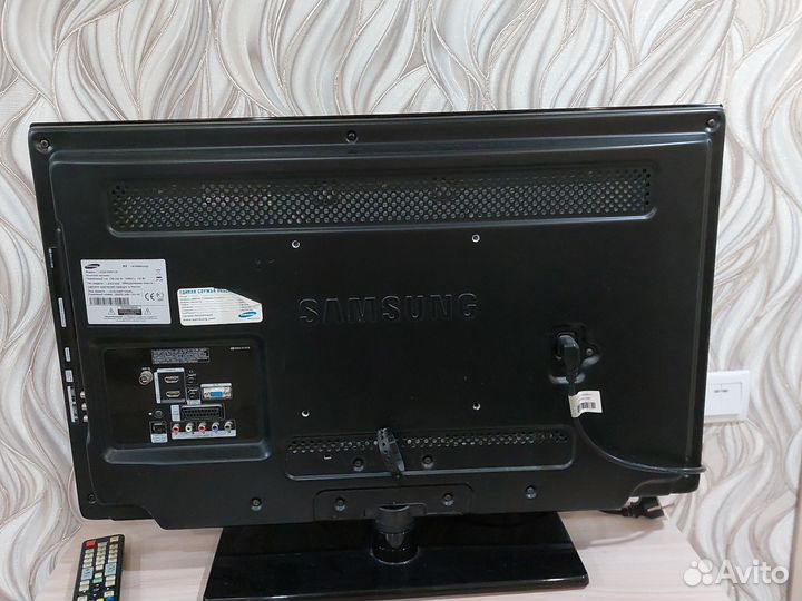 Телевизор бу,диагональ 80 см