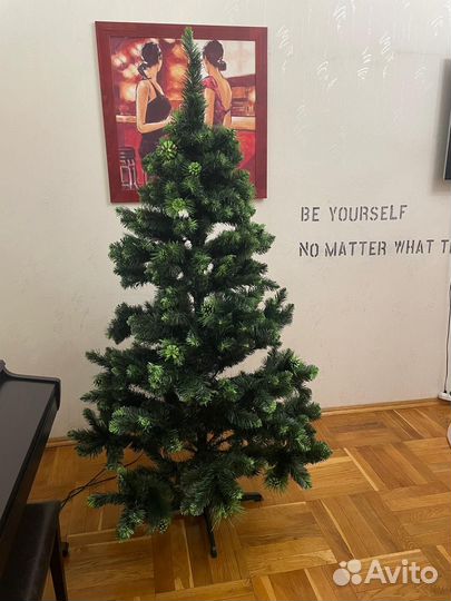 Ель искуственная