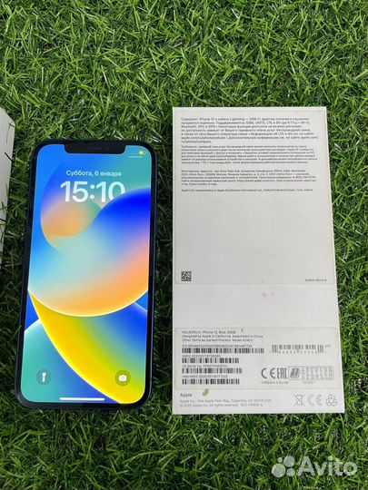 iPhone 12, 64 ГБ