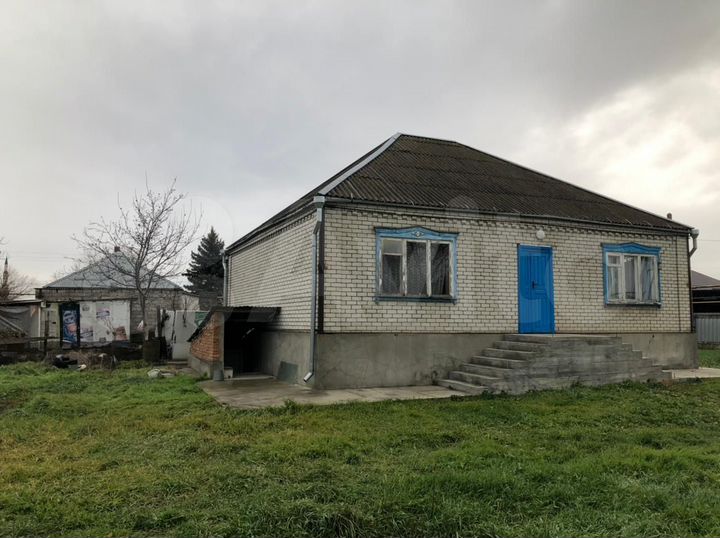 Дом 141 м² на участке 9 сот.