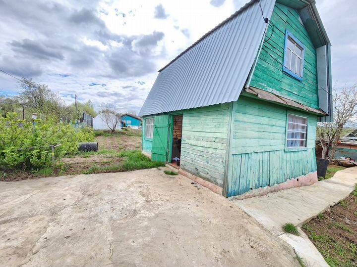 Дача 40 м² на участке 4 сот.