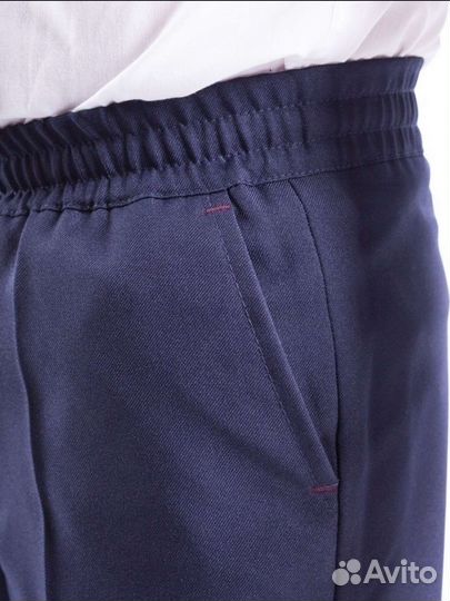 Брюки школьные новые, без застежки, размер 30/128
