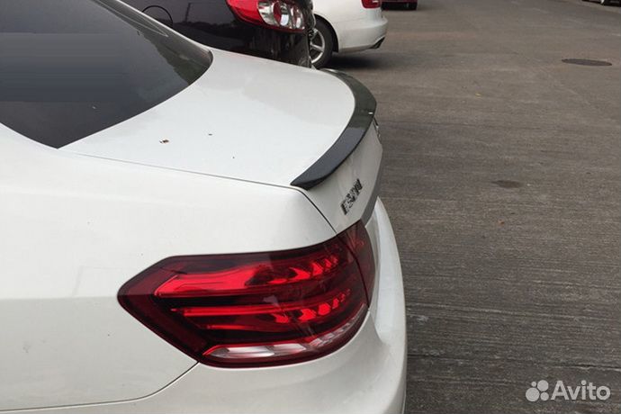 Спойлер багажника Mercedes E W212 черный перламутр