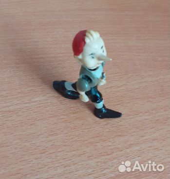 Игрушки СССР дружба народов. буратино, погремушки