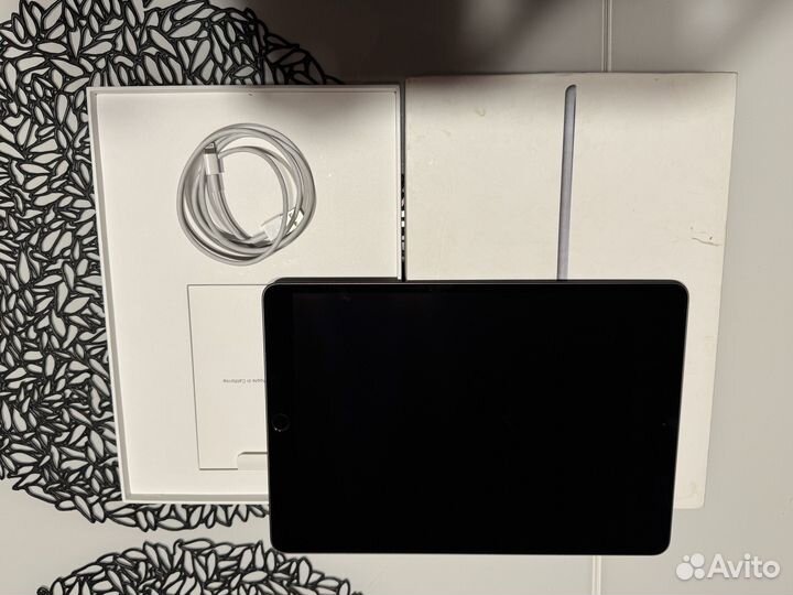 iPad air 3 2019 64GB