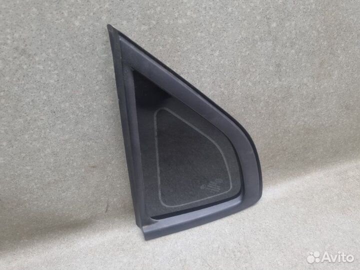 Стекло глухое заднее левое Kia Ceed хэтчбек 1.6