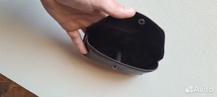 Очечник из натуральной итальянской кожи