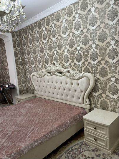 2-к. квартира, 90 м², 3/10 эт.