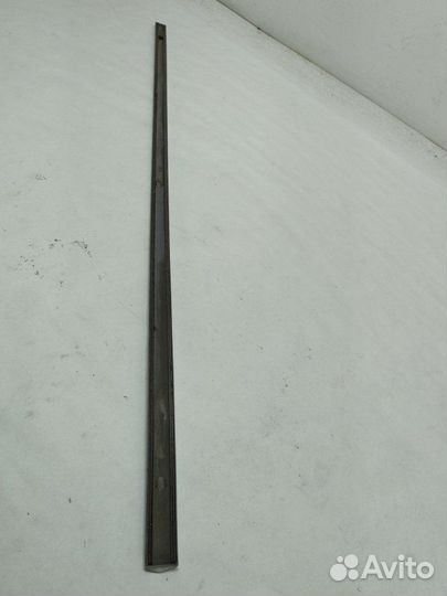 Молдинг двери передний левый Toyota Mark Ii 2004