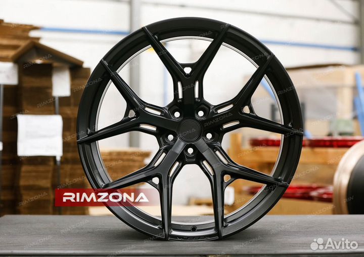 Кованые диски R20 на Mercedes GLA 200