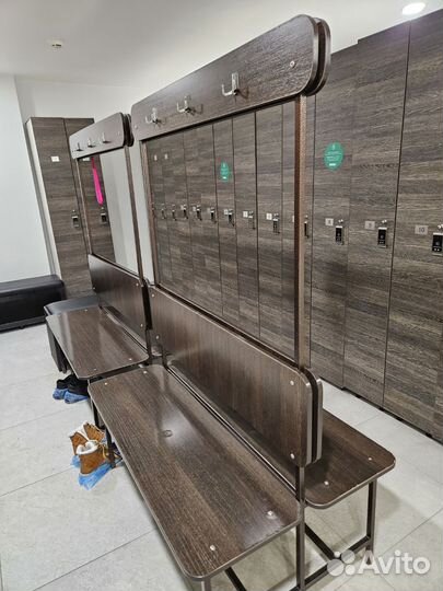 Скамья двухсторонняя с крючками