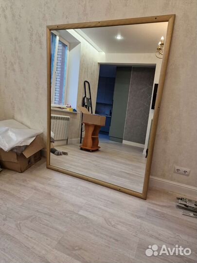 Большое зеркало настенное в раме