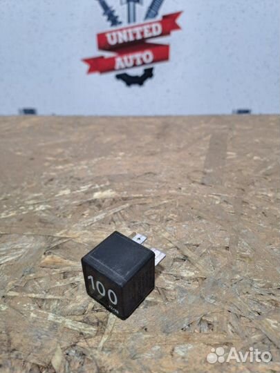 Реле Volkswagen Golf IV 1.9 TDI 2000